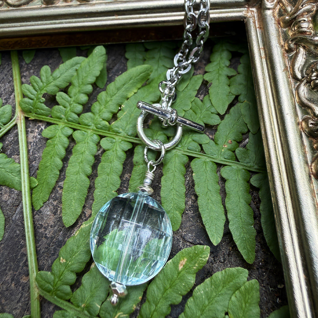 Aquamarine Toggle Chain Necklace