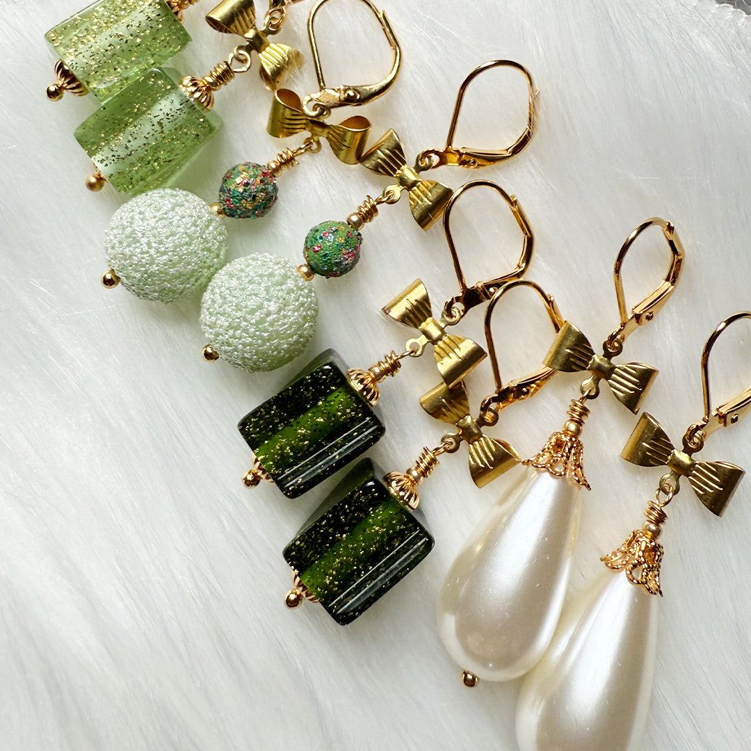 Holiday Glitter Bow Box Earrings