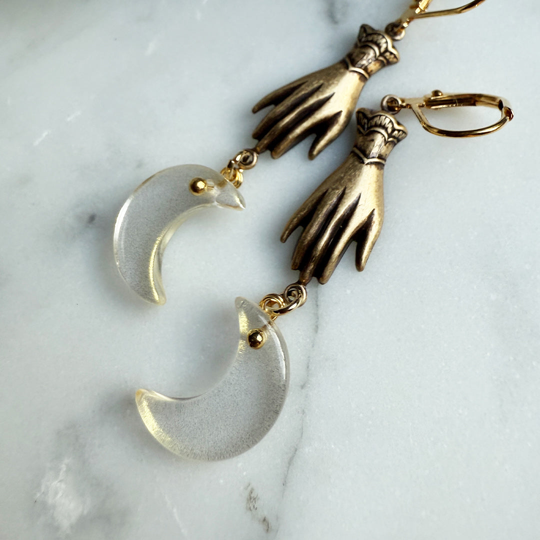 Lunas Embrace Earrings GOLD