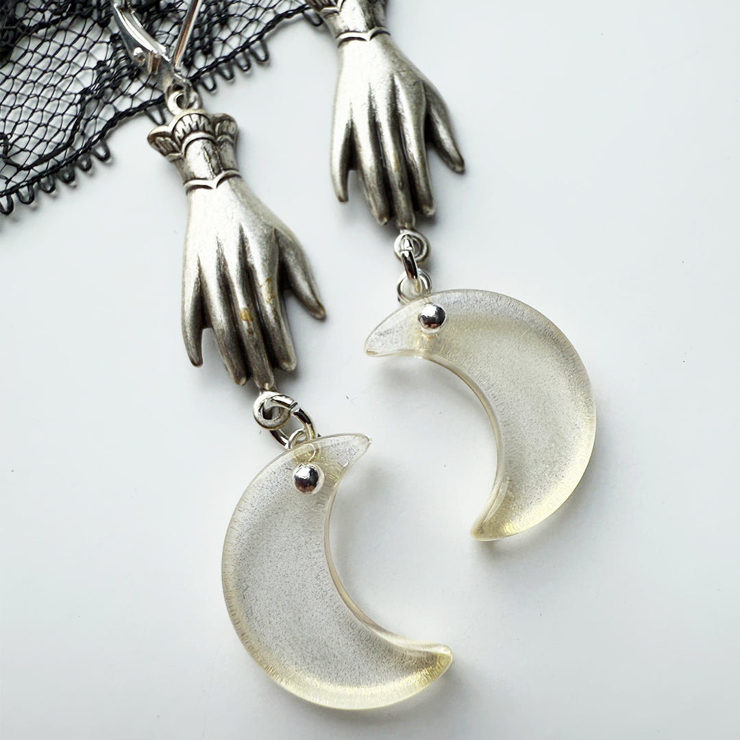 Lunas Embrace Earrings Yellow Glow