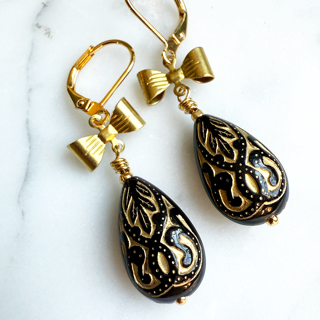 Gilded Mourning Drops