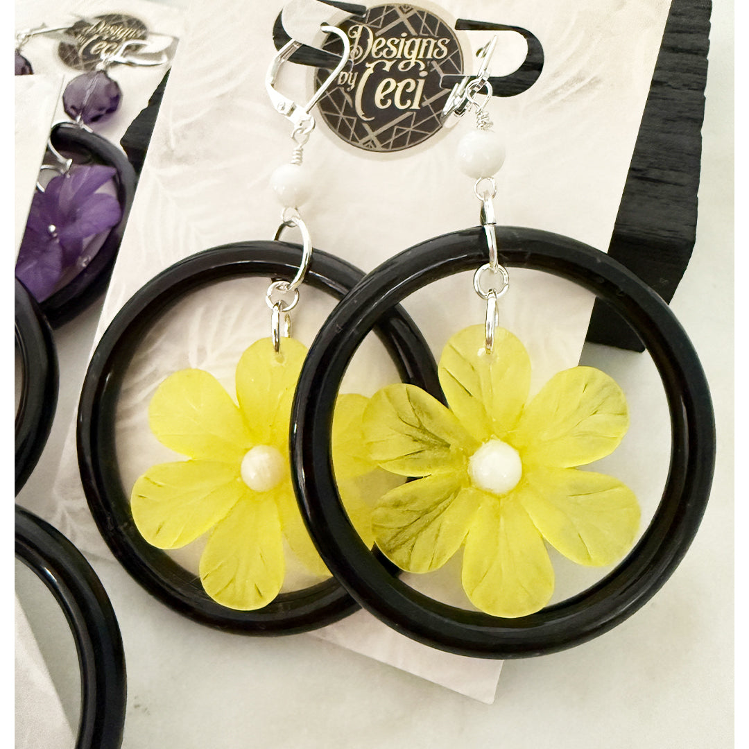 Mod Daisy Hoops (Yellow)