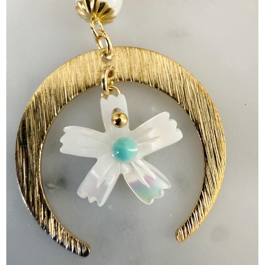 Flower Child Daisy Moon Earrings