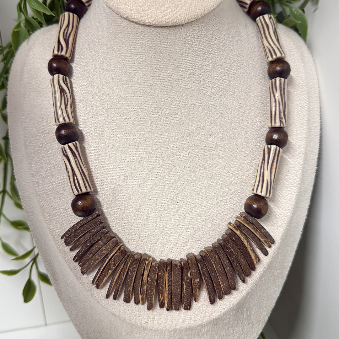 Huntress Tropical Necklace Coco