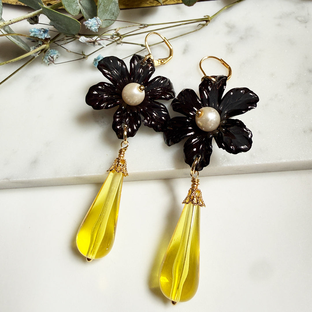Daisy Dew Drop Earrings YELLOW