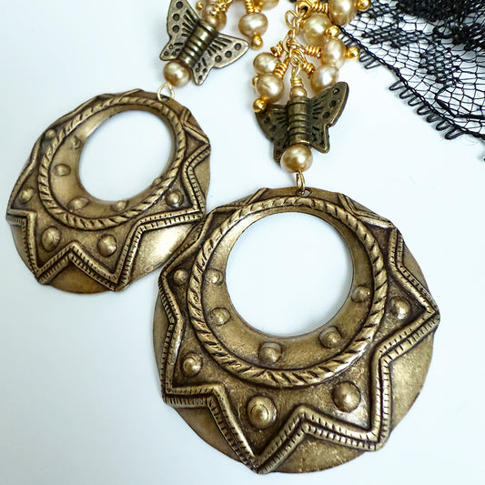 Mariposa Hoops