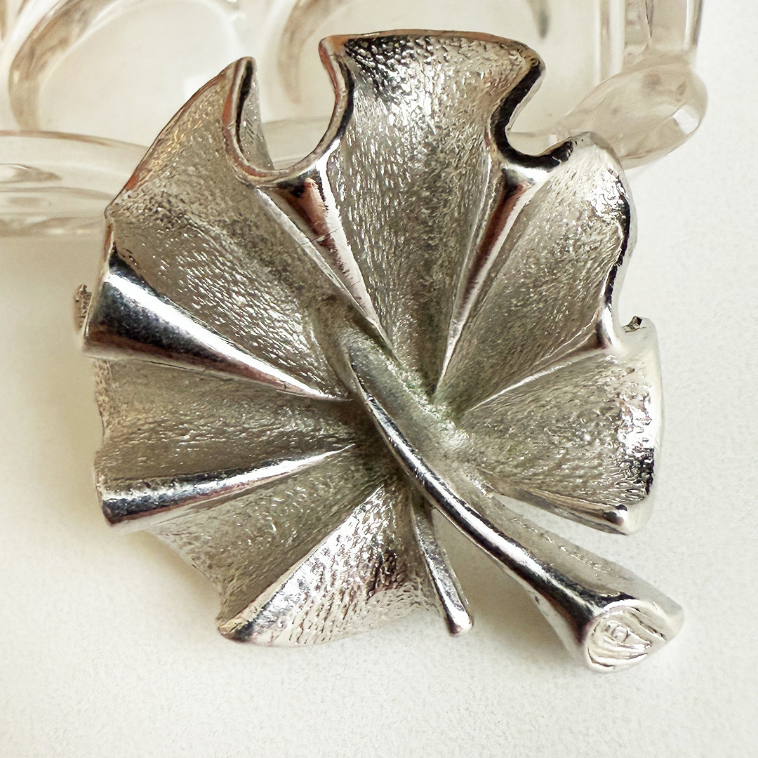 Vintage Geranium Leaf Pin