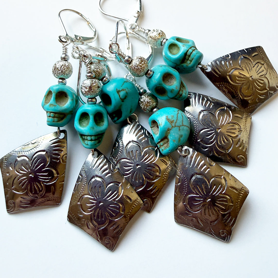 Skull Outlaw Blossoms